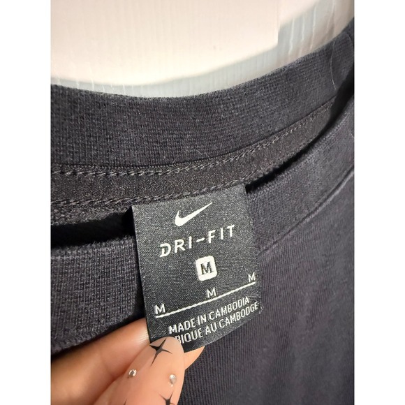 Nike Dri-FIT Sweatshirt Pullover Long Sleeve Black Athleisure Top Medium - Picture 3 of 4